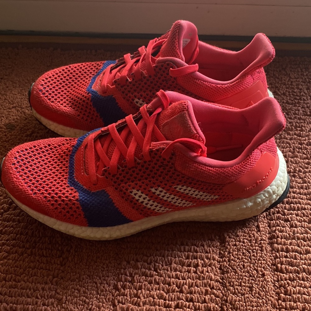 Adidas Boost - Picture 2 of 2